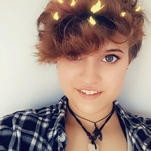 Meet your Posher, Emma